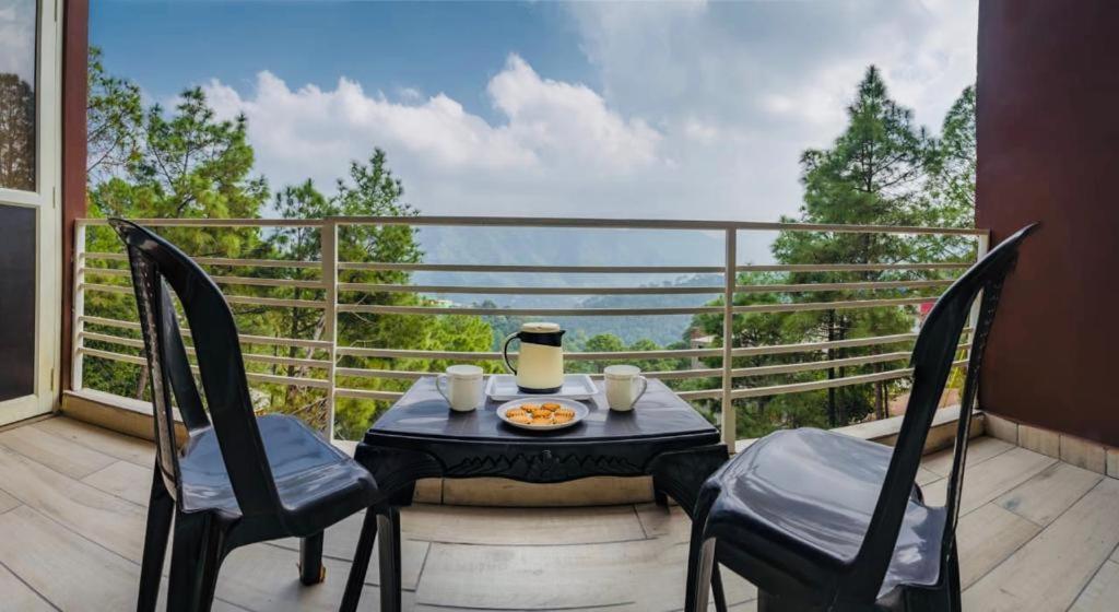 Hillcrest Heights Bed & Breakfast Kasauli Dış mekan fotoğraf