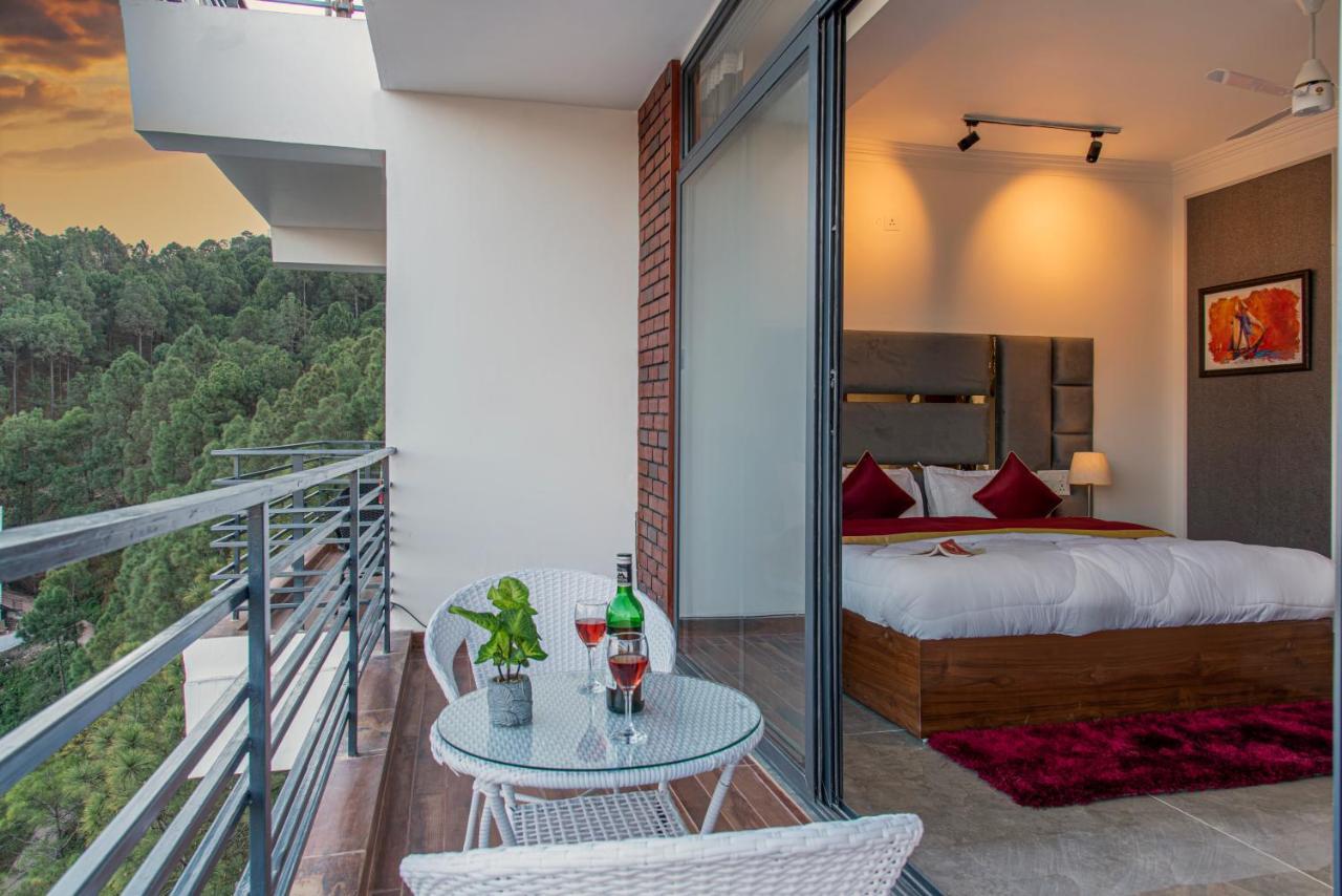 Hillcrest Heights Bed & Breakfast Kasauli Dış mekan fotoğraf